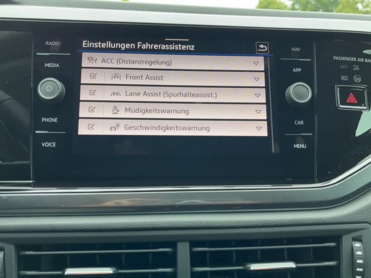 Volkswagen Polo 1.0 TSI Style DSG ACC FACEL. MATRIX-LED — Vehicle gallery 28