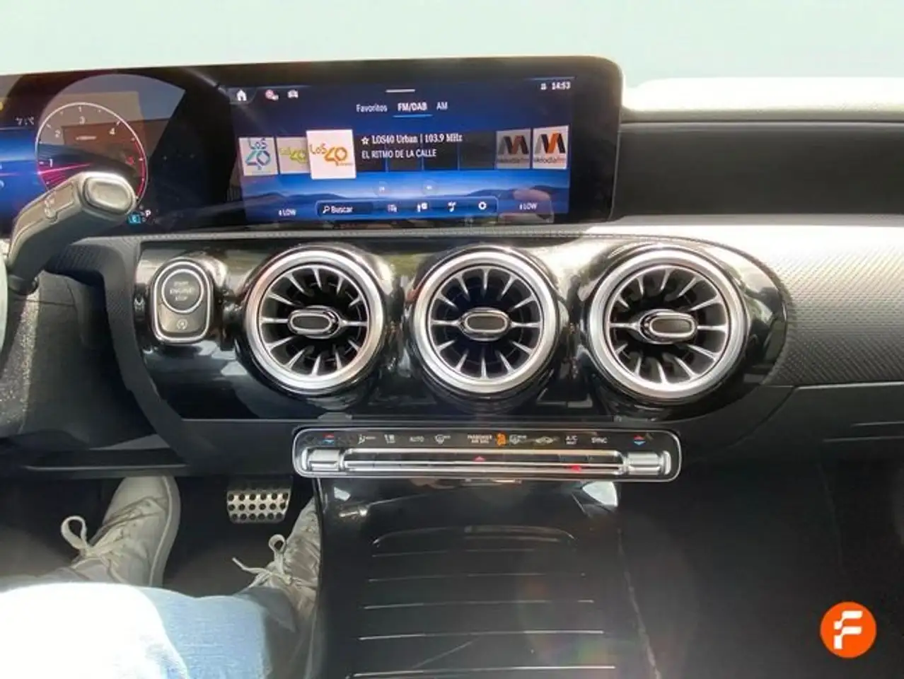 Mercedes-Benz A 180 d — معرض صور السيارة 24