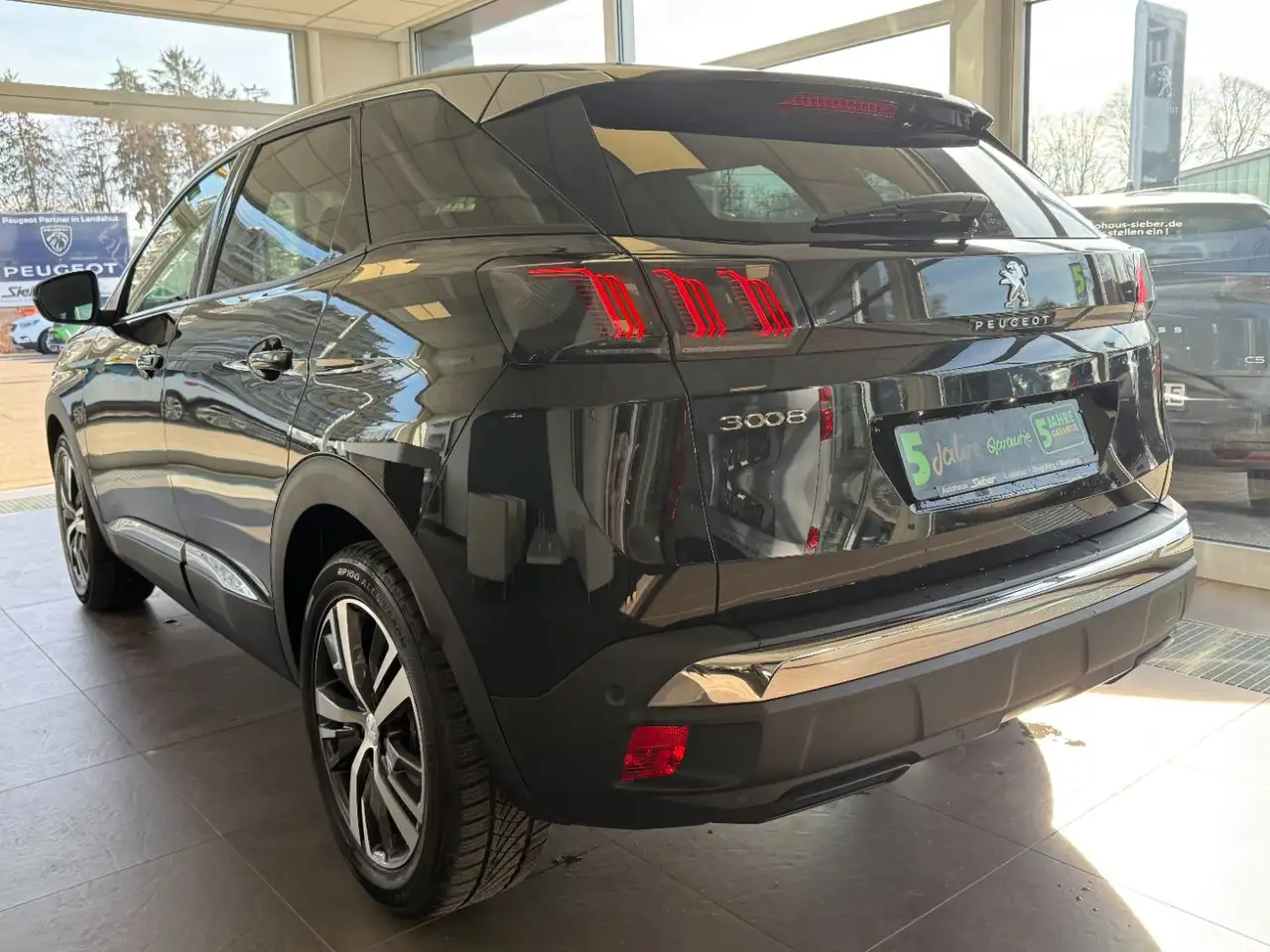 Peugeot 3008 1.2 PureTech Allure Pack Navi*Sitzhzg*Kamera — Galerie du véhicule 7