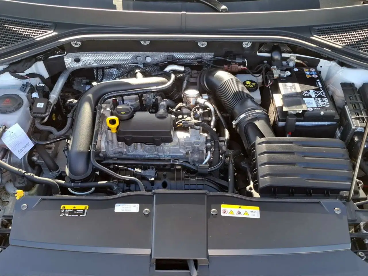 Volkswagen T-Roc 1.0 TSI MOVE LED+ACC+APP+SHZ Bluetooth Klima — Galerie du véhicule 21