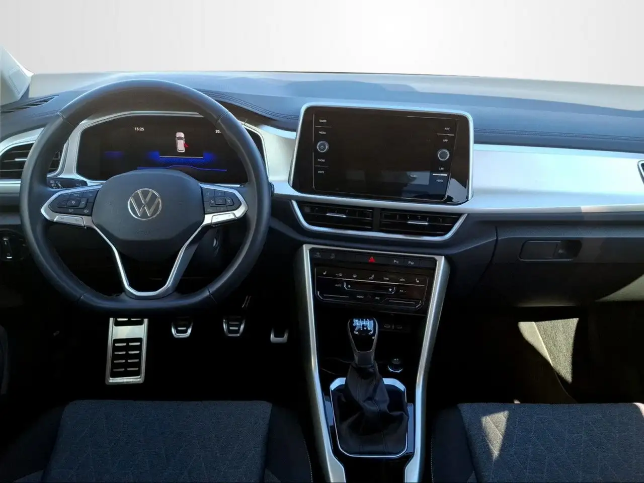 Volkswagen T-Roc 1.0 TSI MOVE LED+ACC+APP+SHZ Bluetooth Klima — Galerie du véhicule 10
