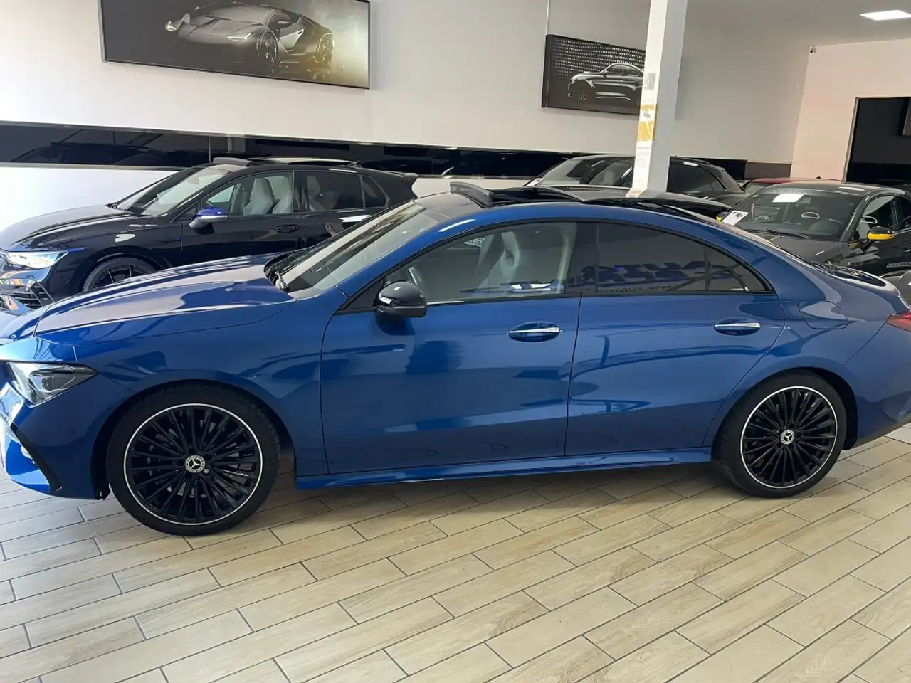 Mercedes-Benz CLA 220 220d — Vehicle gallery 4