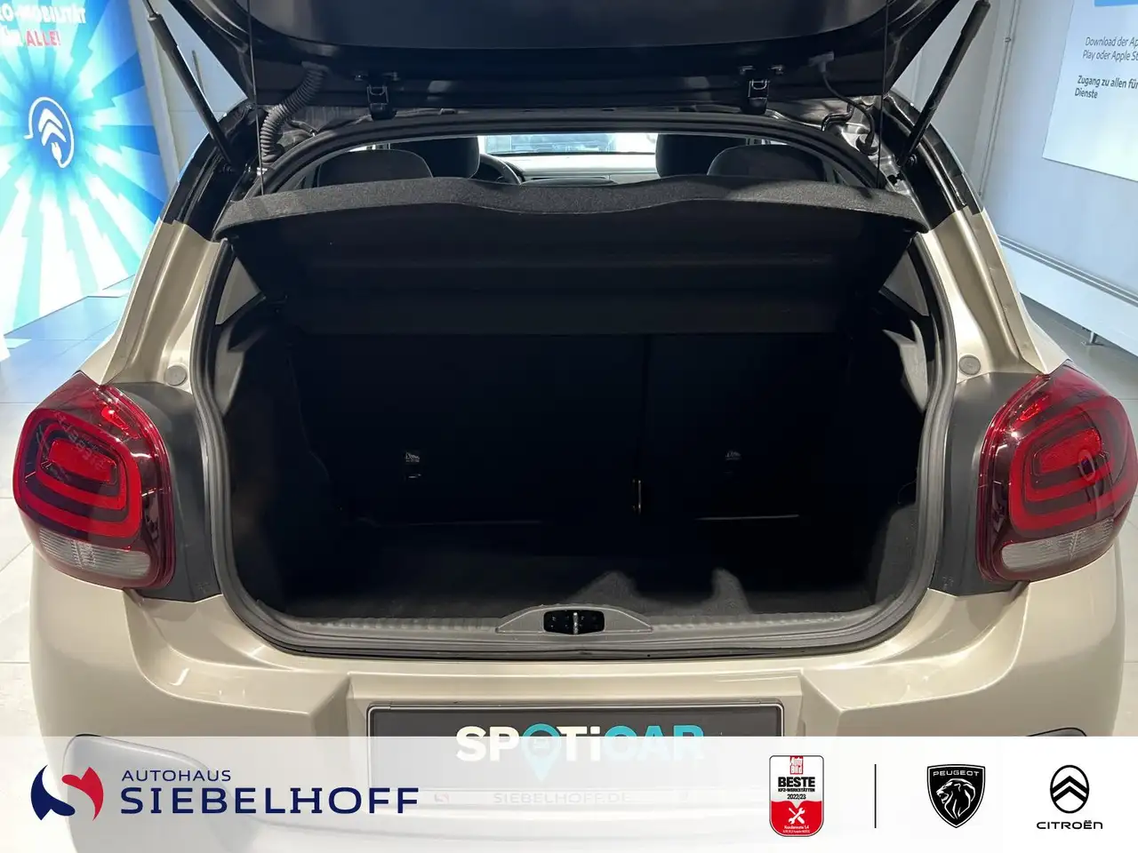 Citroen C3 Elle PureTech 110 — معرض صور السيارة 7