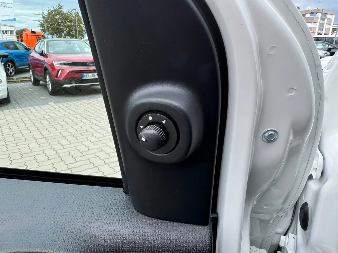Fiat Panda 1.0 Hybrid+Komfortpaket+5Sitz+WKR — معرض صور السيارة 13