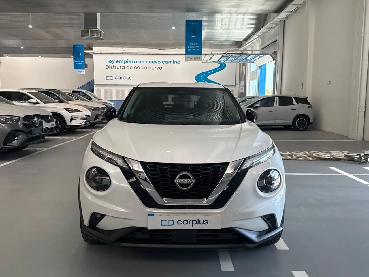 Nissan Juke 1.0 DIG-T N-Connecta 4x2 DCT 7 84kW — Galería del vehículo 3