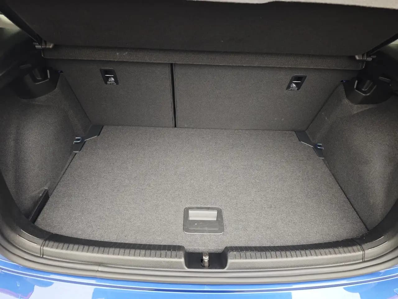 Volkswagen Polo Style DSG #NAVI #APP #MATRIX-LED — Galería del vehículo 12