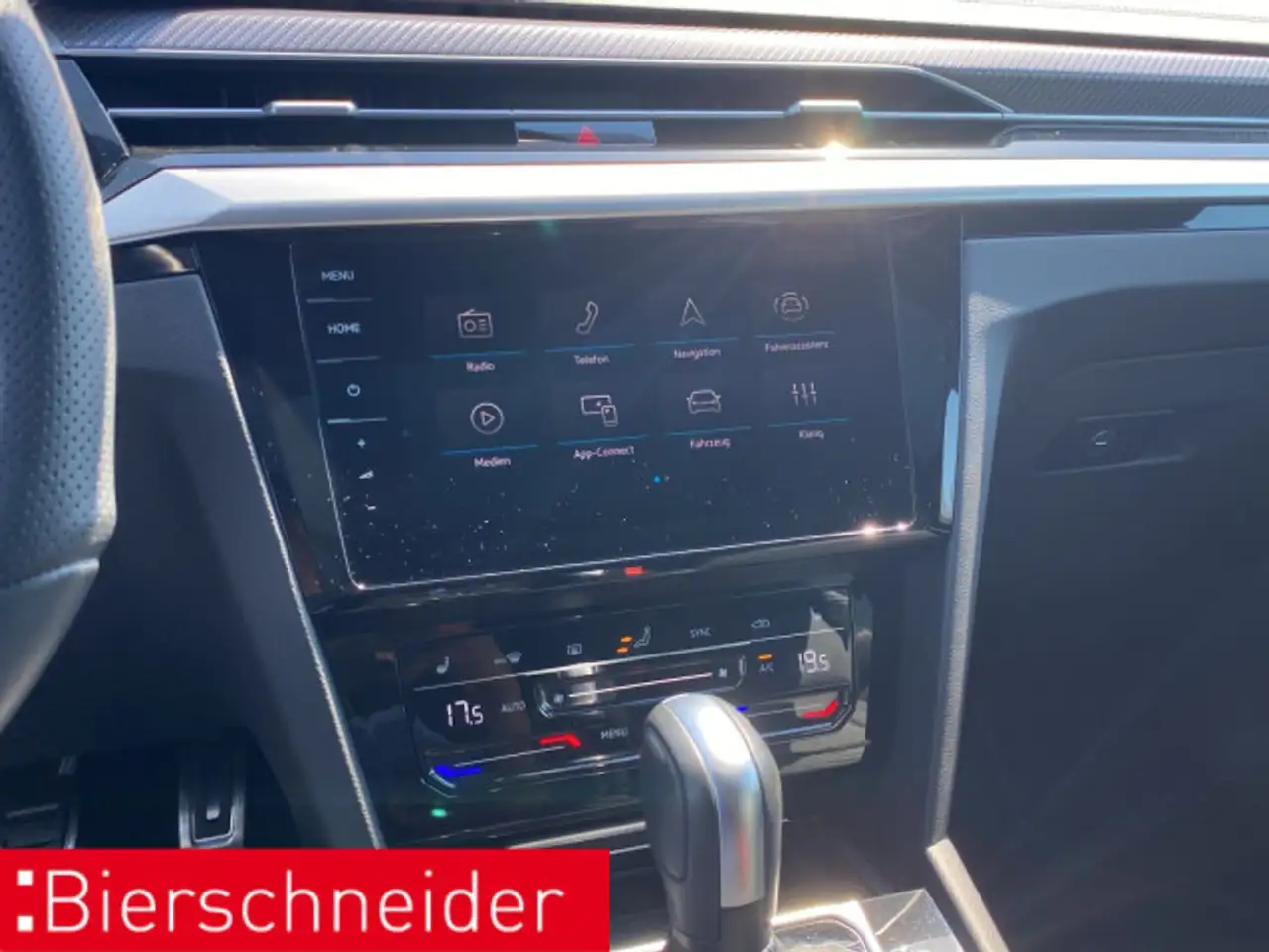 Volkswagen Arteon SB 2.0 TSI DSG 4Mo R AHK PANO LEDER 20 — معرض صور السيارة 16