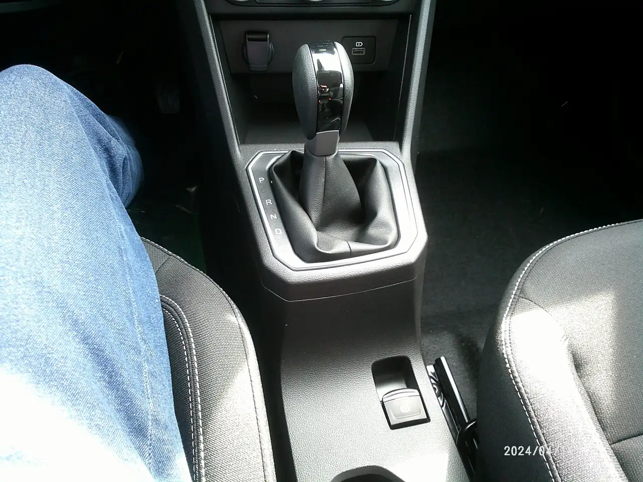 Dacia Logan Black Edition TCe 90, Navi, Sitzheizung v. — Vehicle gallery 14