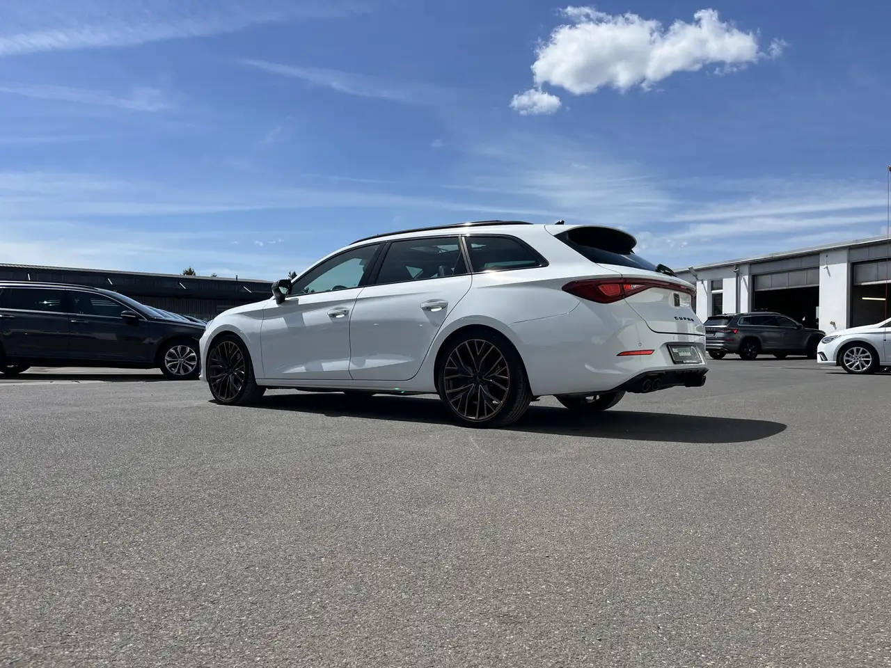 CUPRA Leon SP 2.0 TSI DSG VZ 166€ m.20% Anz. PANORAMA BEATS — Vehicle gallery 9