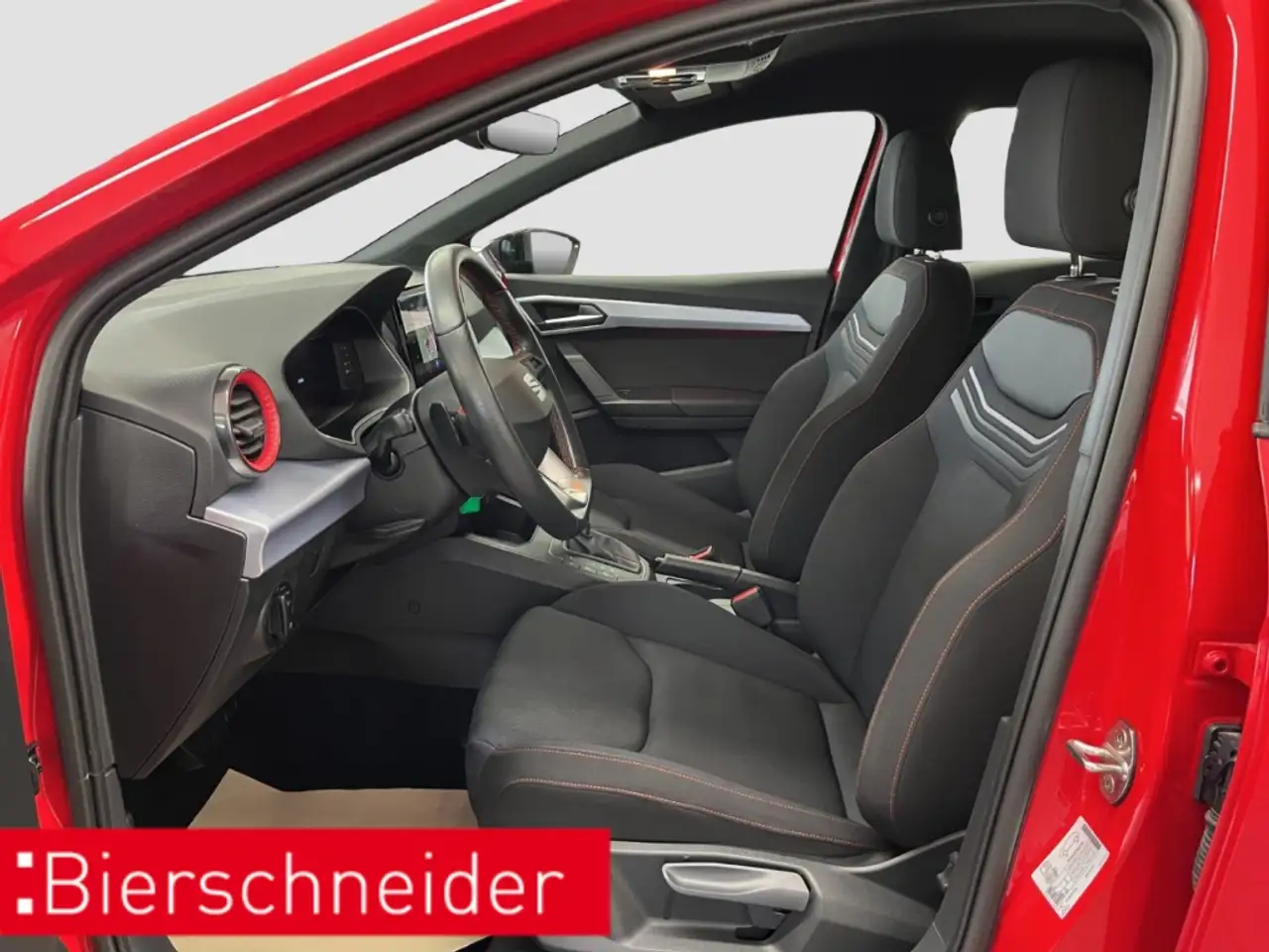 SEAT Ibiza 1.0 TSI DSG FR NAVI DAB PDC SHZ — معرض صور السيارة 13