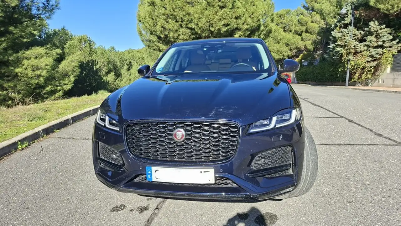 Jaguar F-Pace 2.0D I4 204PS AWD AT MHEV R-Dyna. S 90th — Galerie du véhicule 5