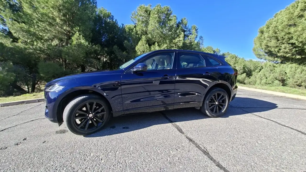 Jaguar F-Pace 2.0D I4 204PS AWD AT MHEV R-Dyna. S 90th — Galerie du véhicule 4