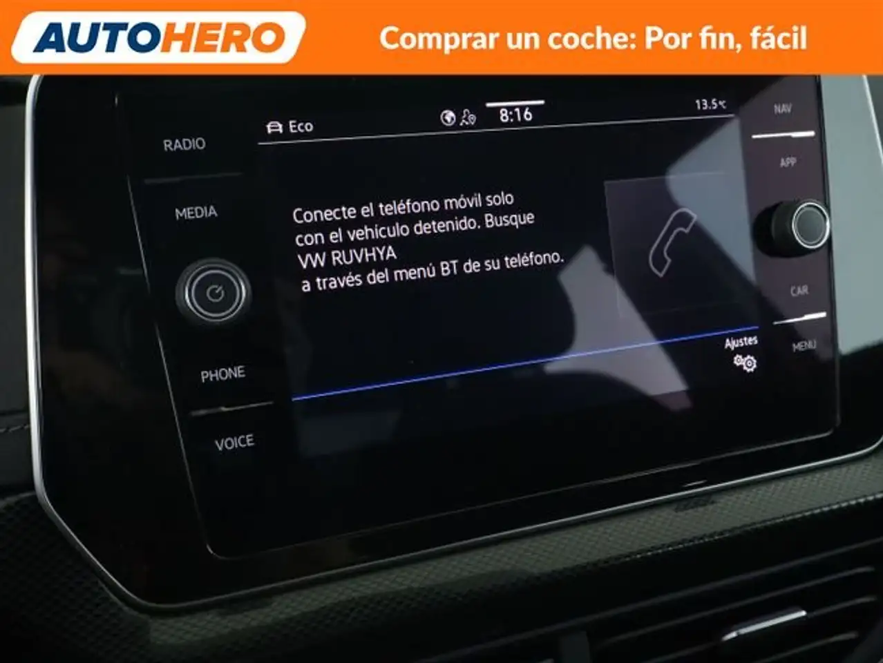 Volkswagen T-Cross 1.0 TSI R-Line — Vehicle gallery 22