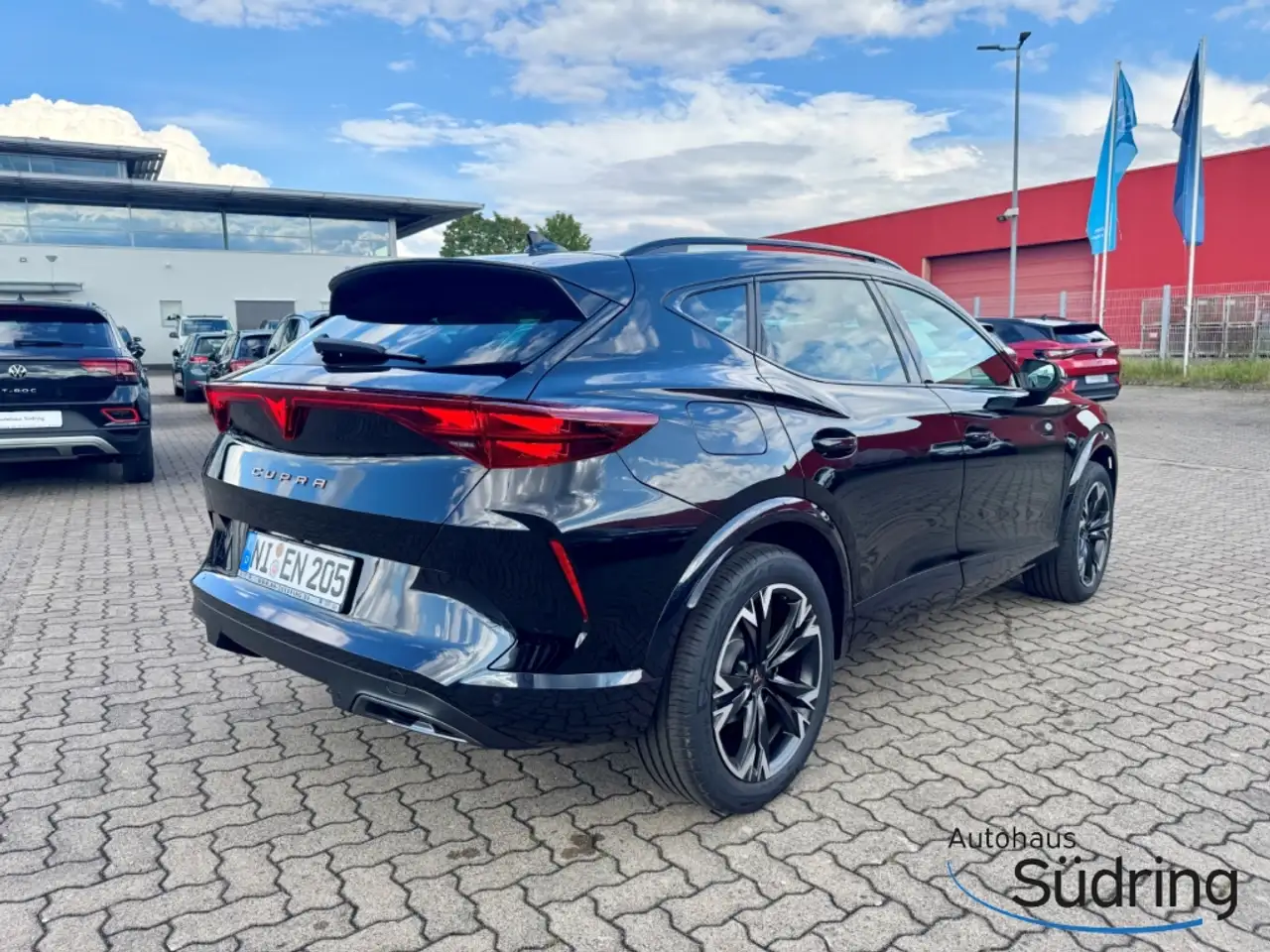 CUPRA Formentor 1,5 eTSI DSG Navi Matrix-LED Rückfahrk. — Galerie du véhicule 3