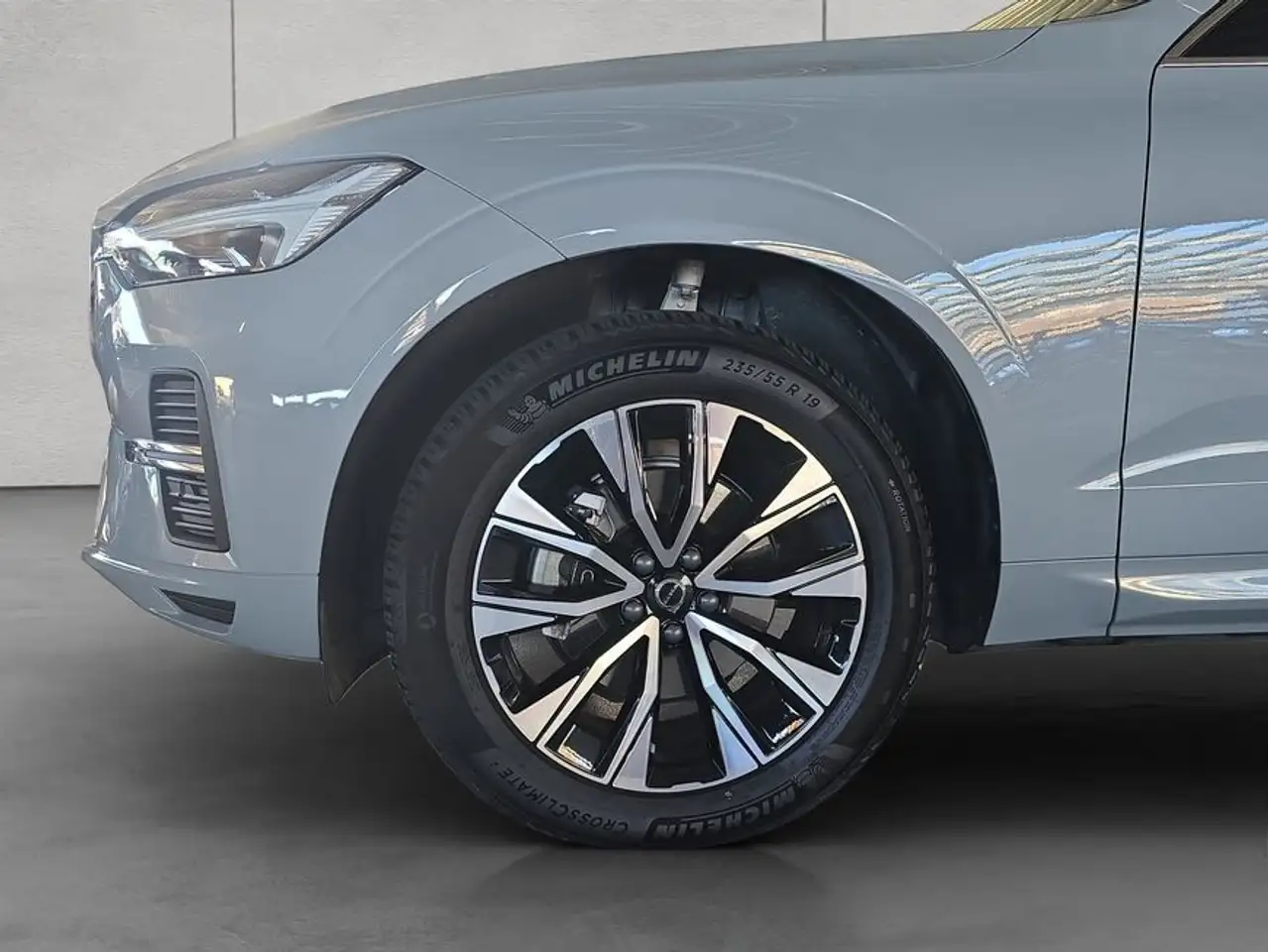 Volvo XC60 XC60 B5 B AWD Core — Vehicle gallery 20