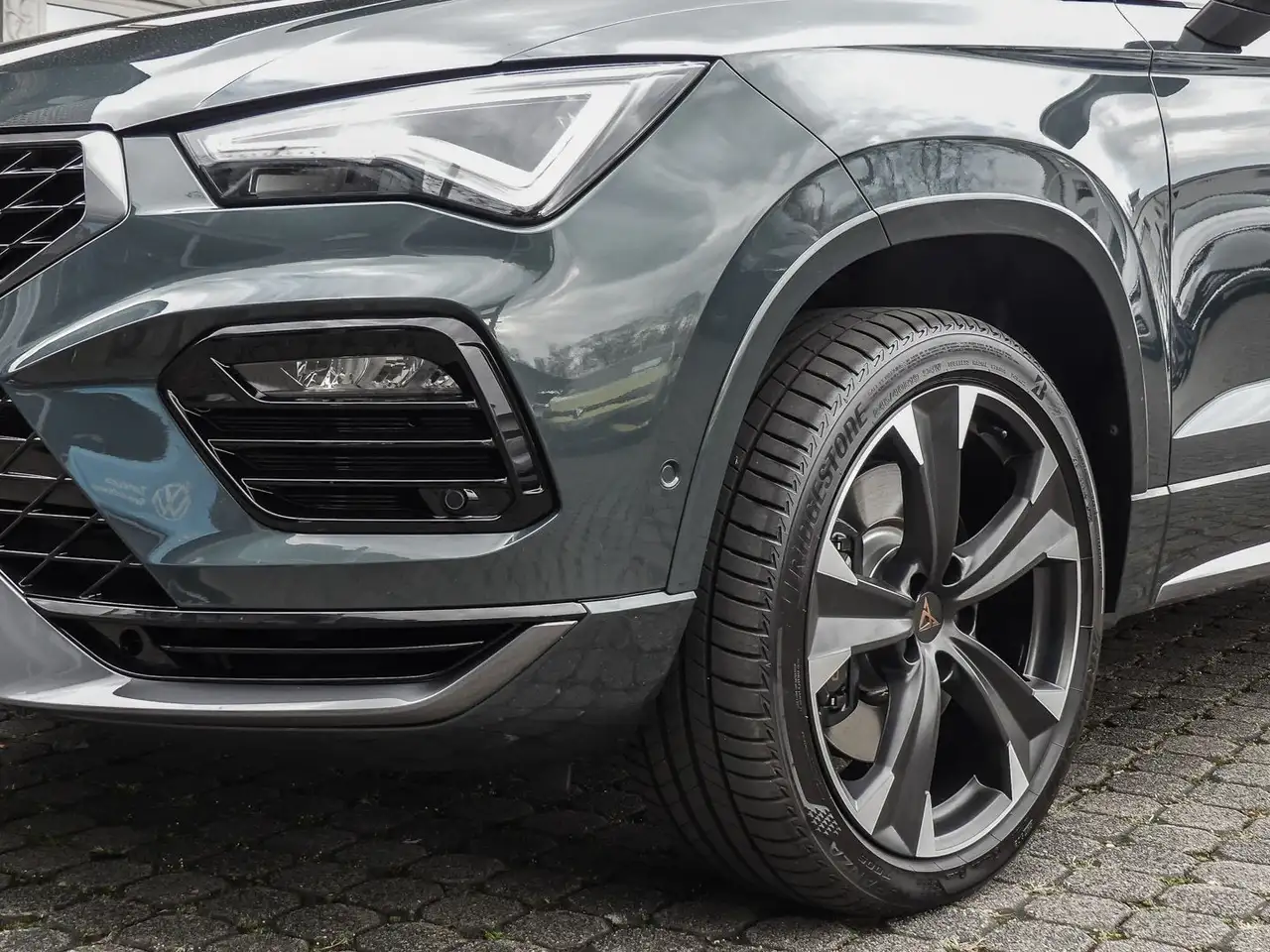CUPRA Ateca VZ 2.0 TSI 4DRIVE DSG LED+NAVI+FULL LINK — Vehicle gallery 8