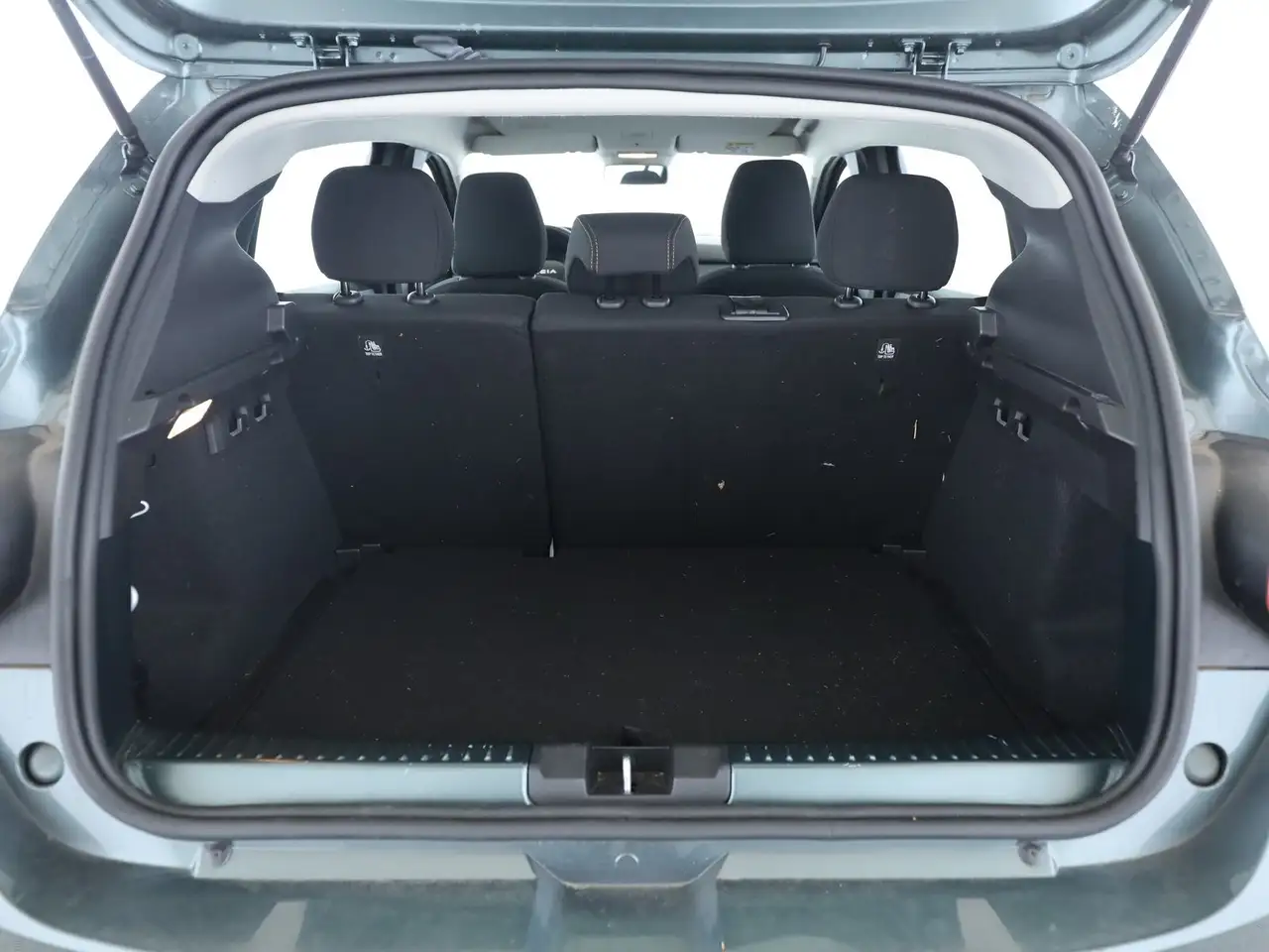 Dacia Sandero Stepway Extreme+ TCe 110 — Vehicle gallery 11
