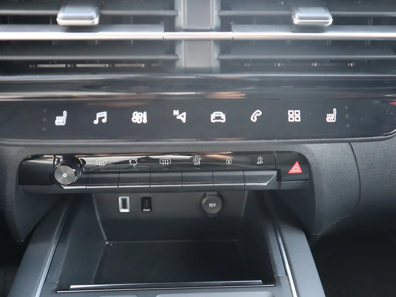 Citroen C5 Aircross 1.2M-Hybrid LED Navi ACC Kamera PDC — معرض صور السيارة 19