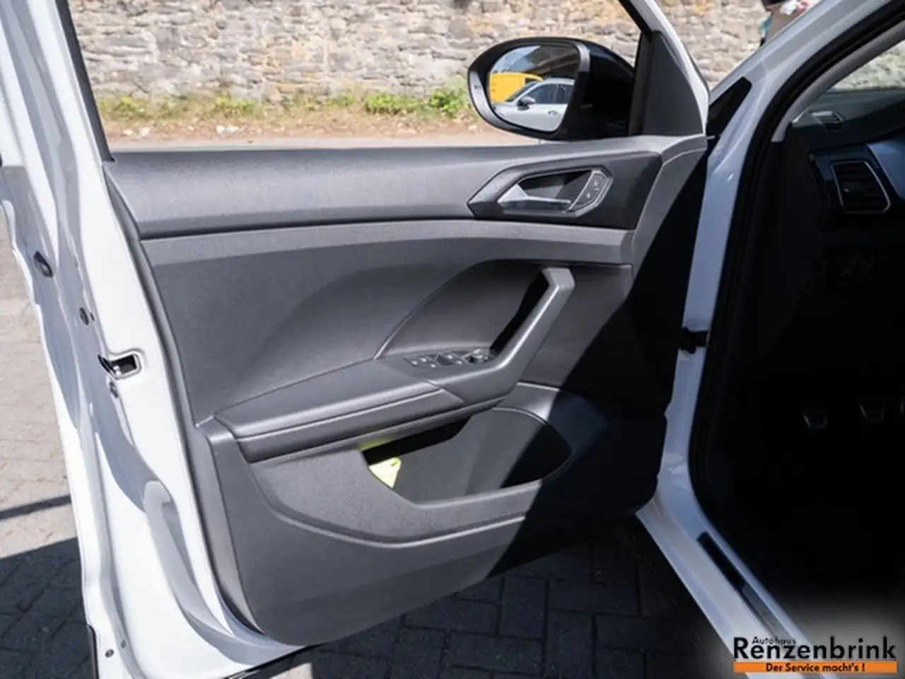 Volkswagen T-Cross Goal TSI 5-Gang GJR 5J Garan. App Connect — Galerie du véhicule 8