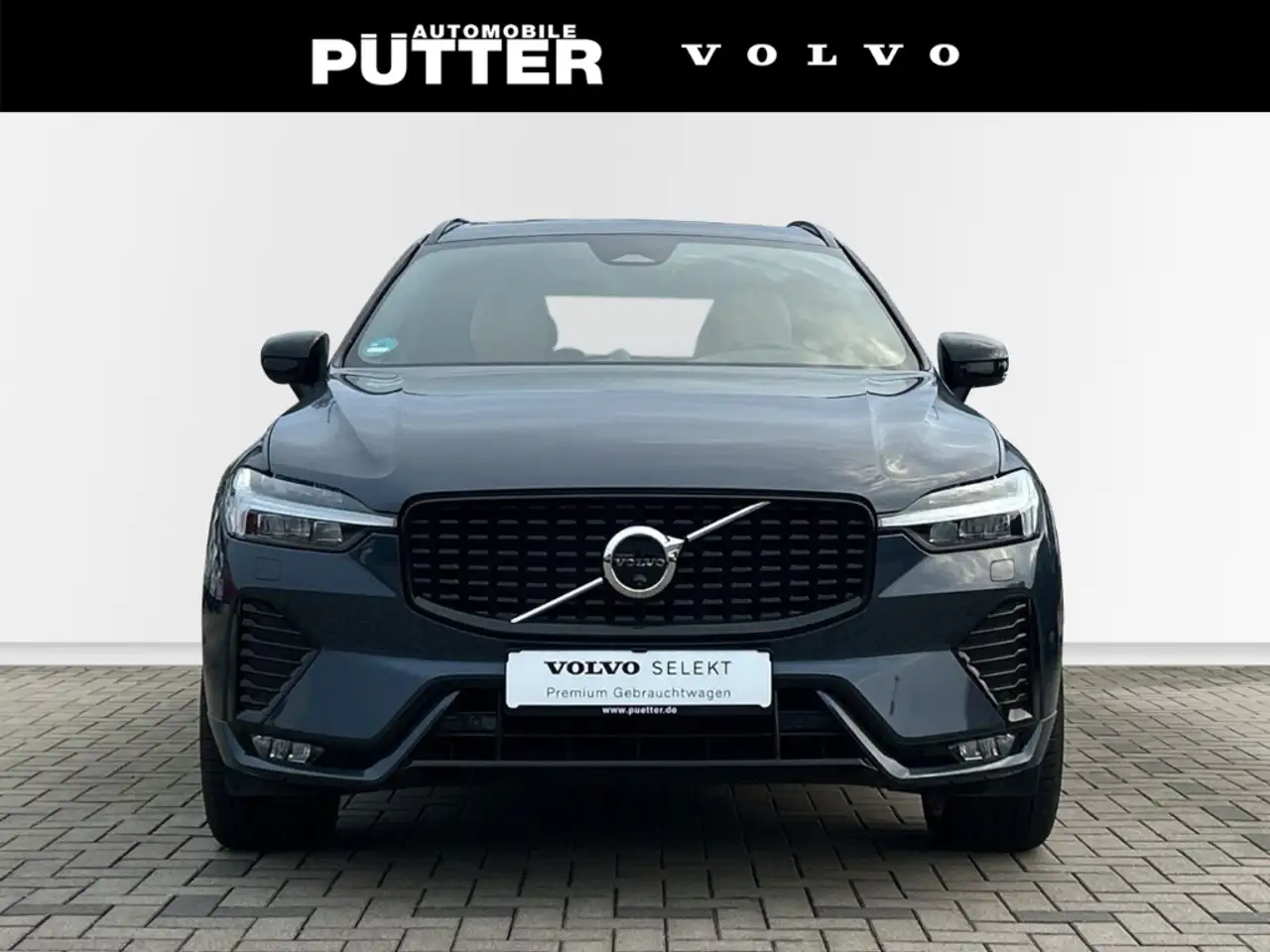 Volvo XC60 B5 Benzin AWD Ultra Dark 21'' ACC LED Nappa Massag — Galería del vehículo 8