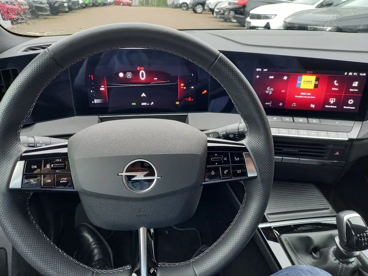 Opel Astra 5-trg. 1.2T MT6 GS Navi Matrix Kamera — Galería del vehículo 12