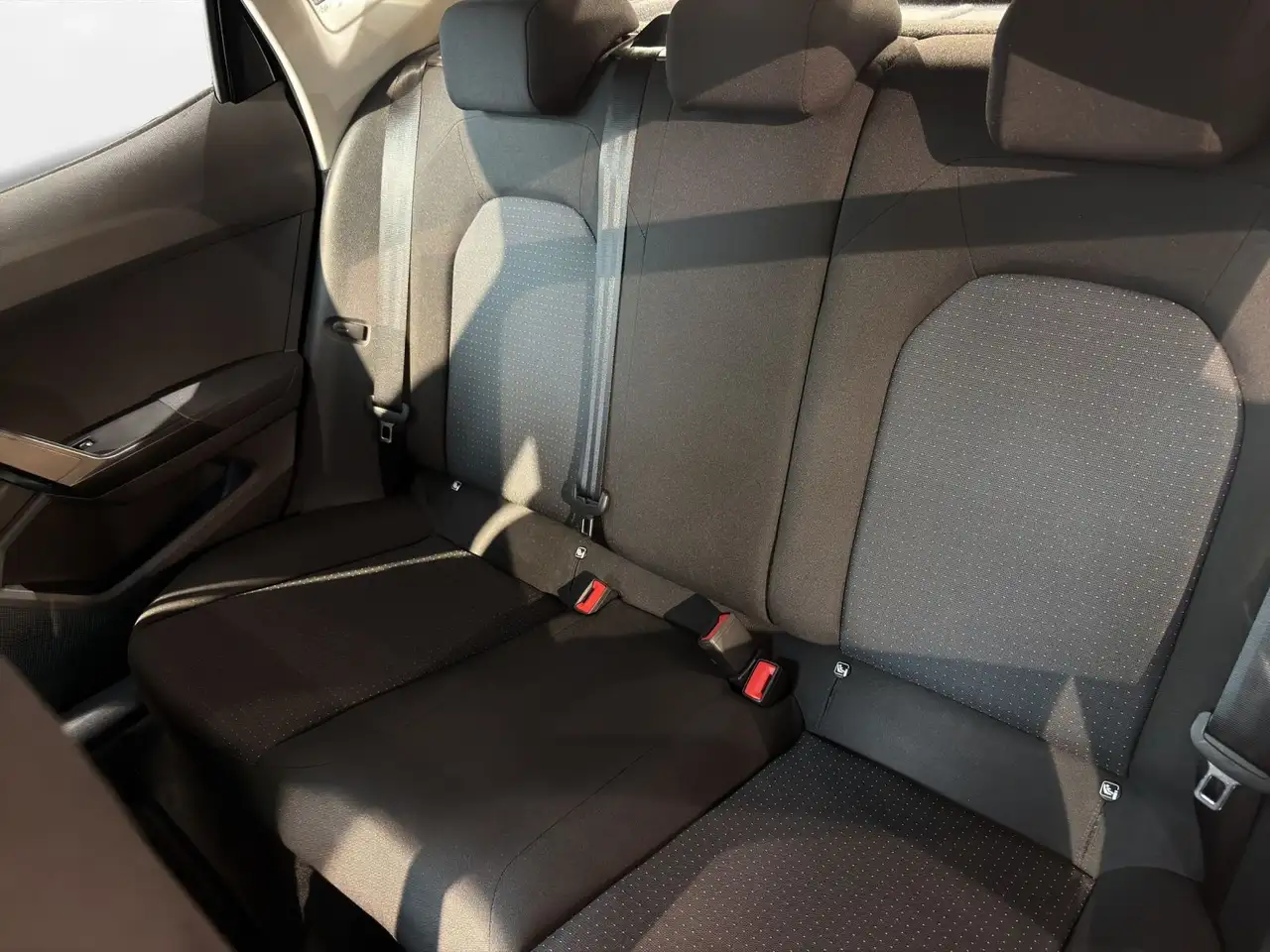 SEAT Ibiza 1.0 TSI Style Edition DSG LED Navi PDC+RFK — Vehicle gallery 18
