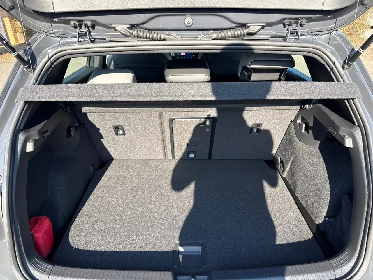 Volkswagen Golf VIII R-Line 1.5 eTSI DSG, LED, DAB — معرض صور السيارة 13