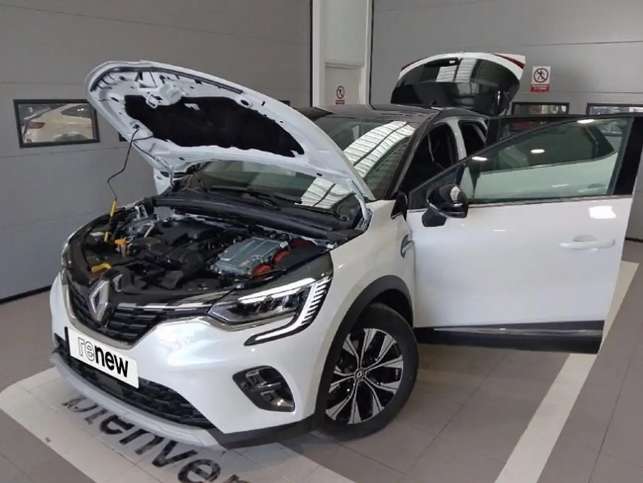 Renault Captur e-tech techno 105kw — Galerie du véhicule 22