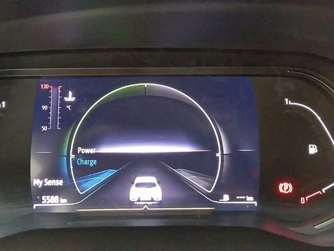 Renault Captur e-tech techno 105kw — Galerie du véhicule 4