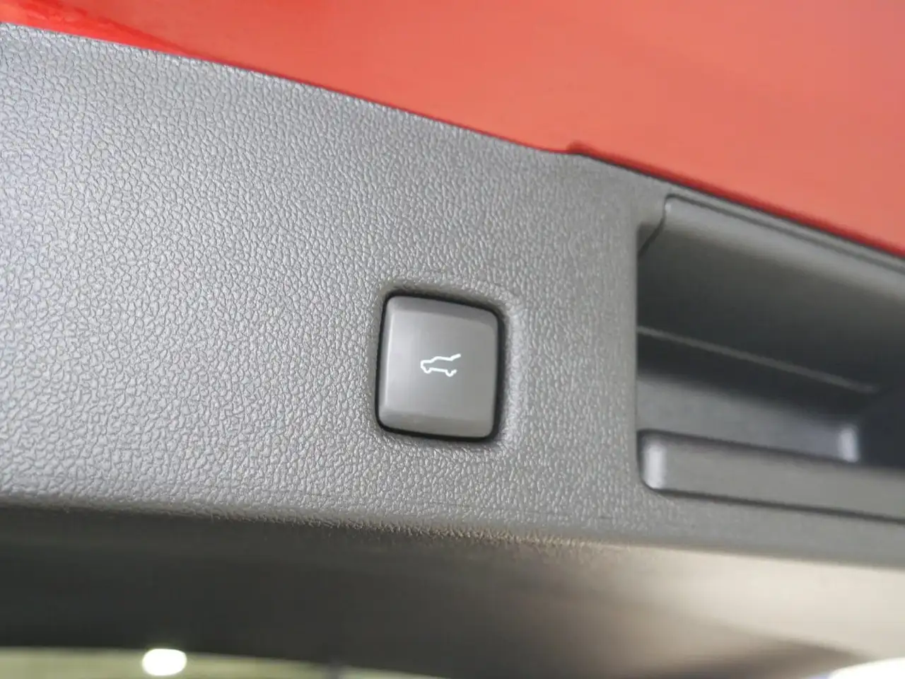 Ford Kuga ST-Line X 2.5 Duratec PHEV 165kW Auto — Galería del vehículo 24
