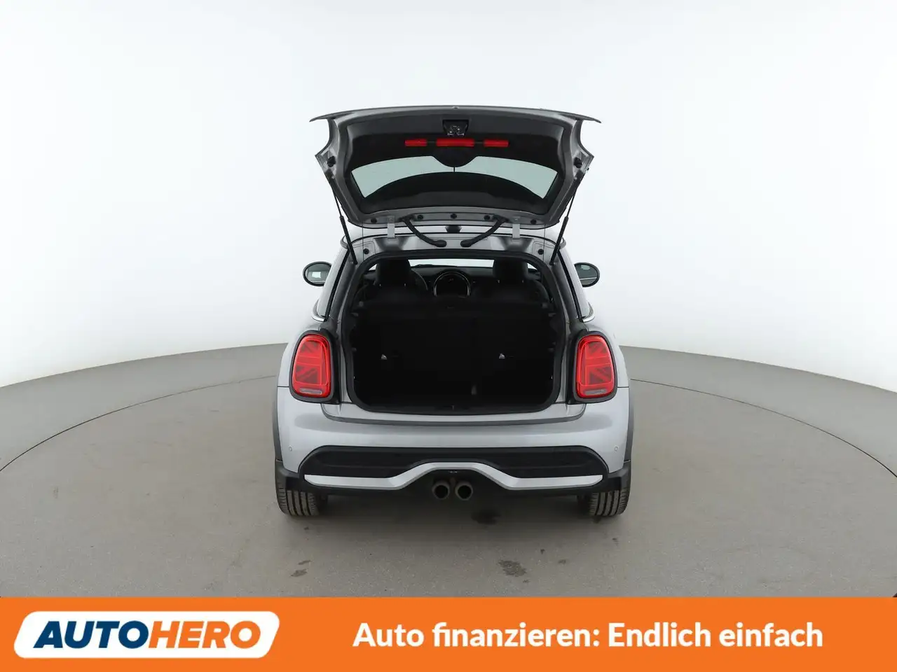 MINI Cooper S Cooper S Resolute Edition Aut.*NAVI*LED*TEMPO*CAM* — Galería del vehículo 17