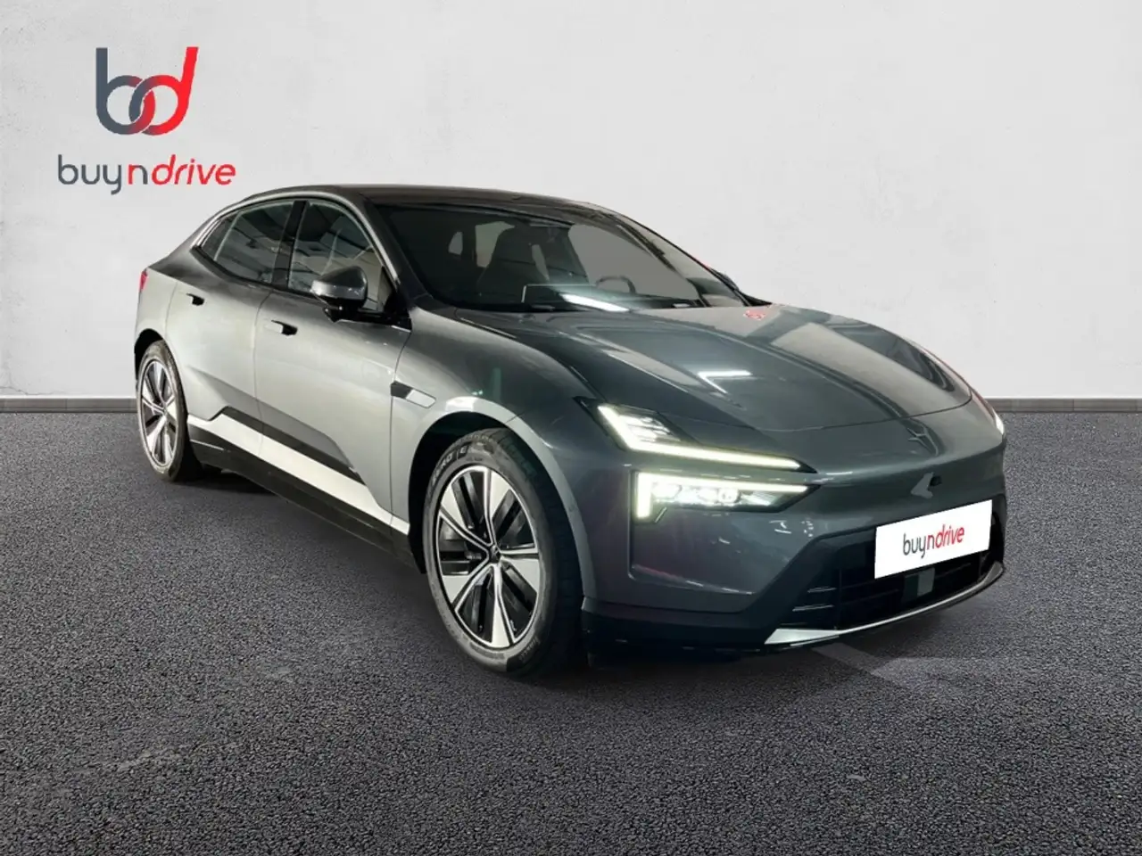 Polestar 4 Single Motor Long Range — Vehicle gallery 3