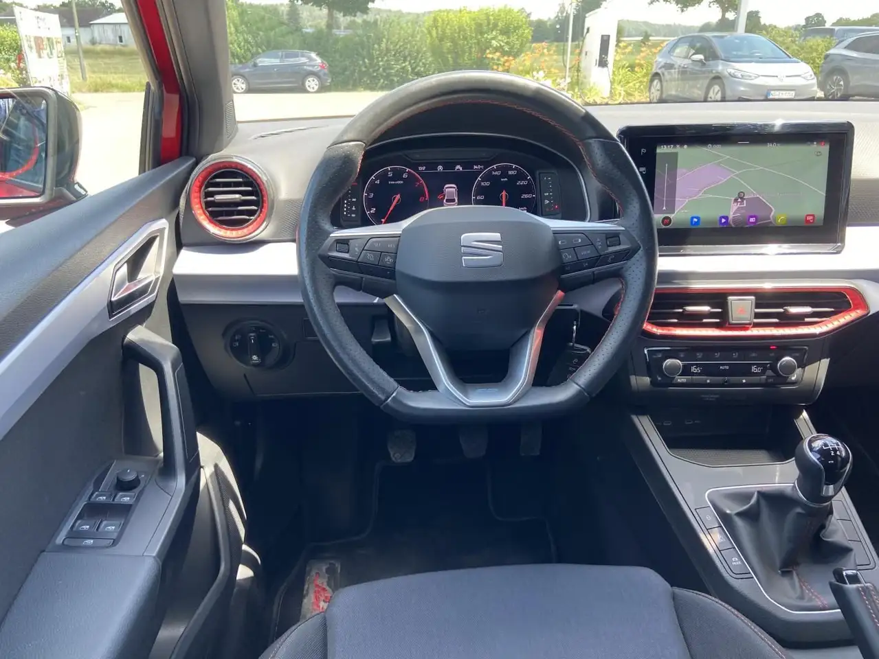 SEAT Ibiza 1.0 TSI FR VIRTUAL-COCKPIT+NAVI-PRO+LED+F — Galería del vehículo 9