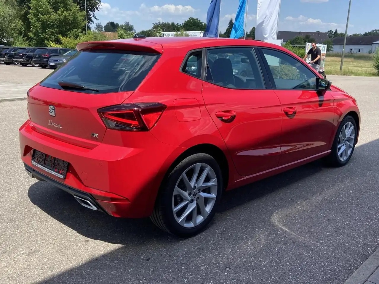 SEAT Ibiza 1.0 TSI FR VIRTUAL-COCKPIT+NAVI-PRO+LED+F — Galería del vehículo 5
