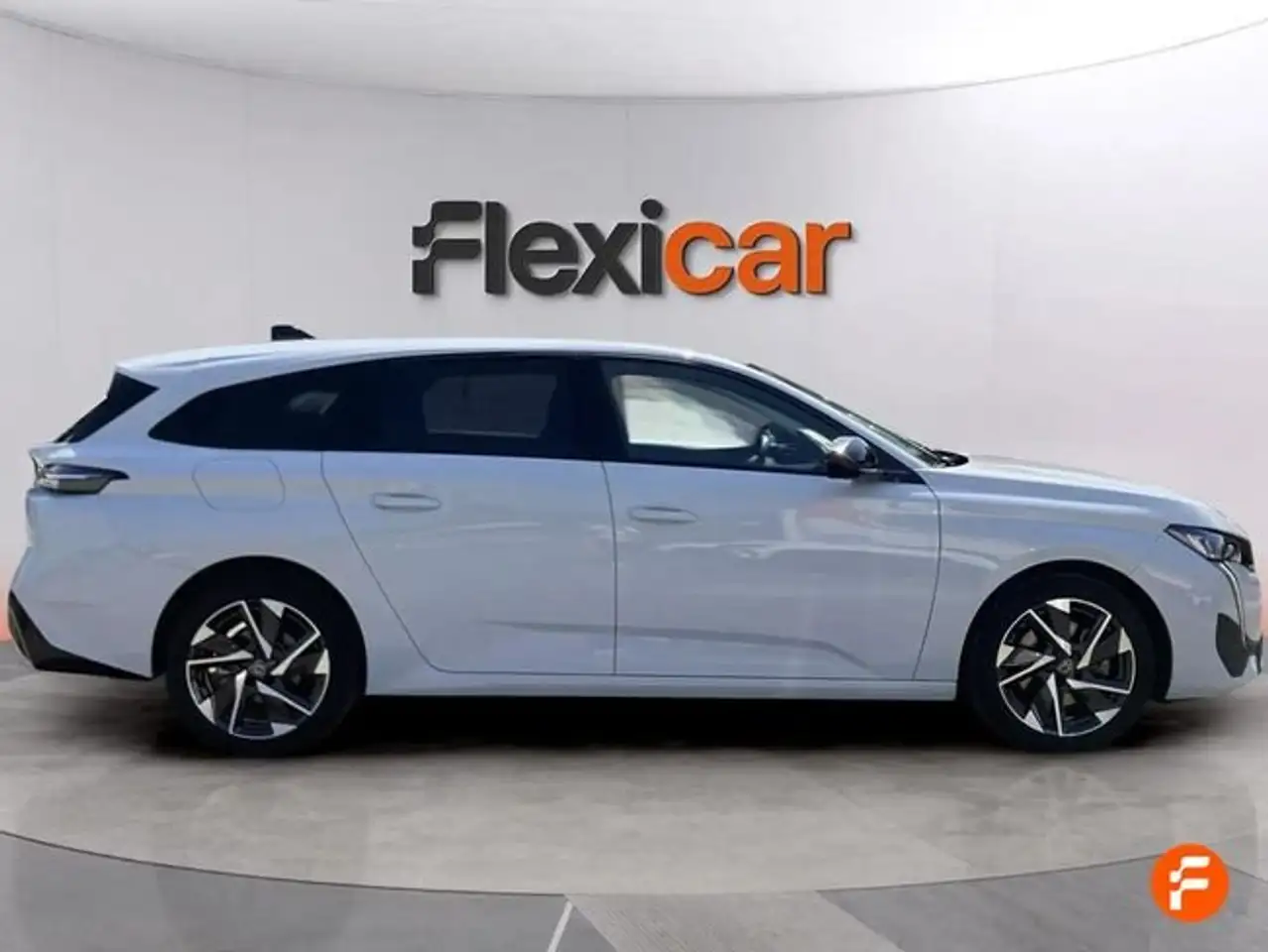 Peugeot 308 1.2 PureTech S&S Active 130 — معرض صور السيارة 11