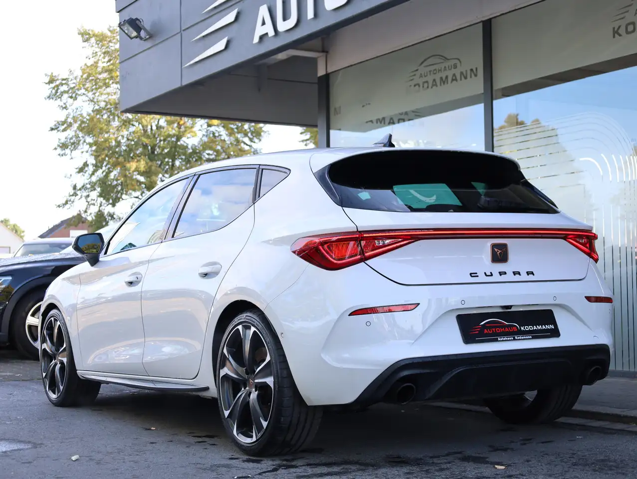 CUPRA Leon VZ*ACC*Kamera*Beats*Supersportlenkrad* — معرض صور السيارة 8