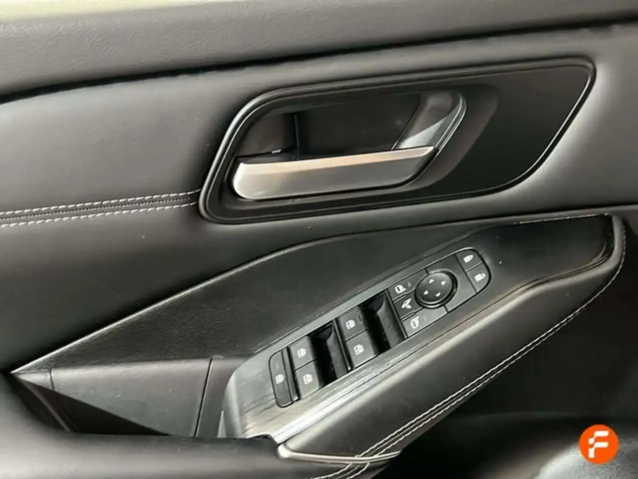 Nissan Qashqai DIG-T 103kW (140CV) mHEV 4x2 Acenta — معرض صور السيارة 18