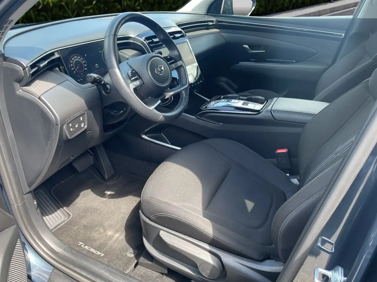 Hyundai TUCSON Hybrid 1.6 T-GDi Trend NSCC/VIRTUAL/NAVI — Vehicle gallery 9