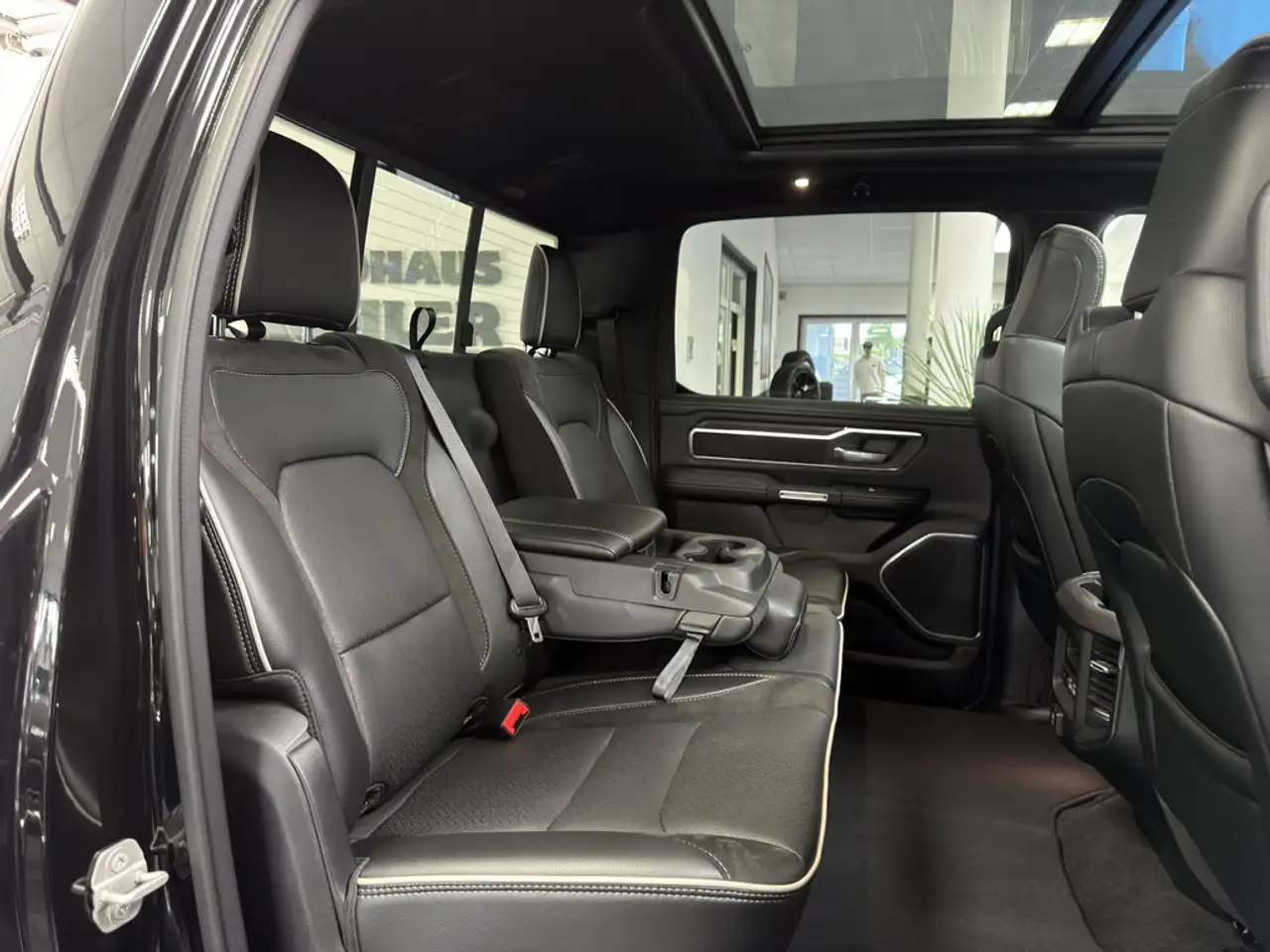 Dodge RAM 1500 Laramie ACC, LPG — معرض صور السيارة 22
