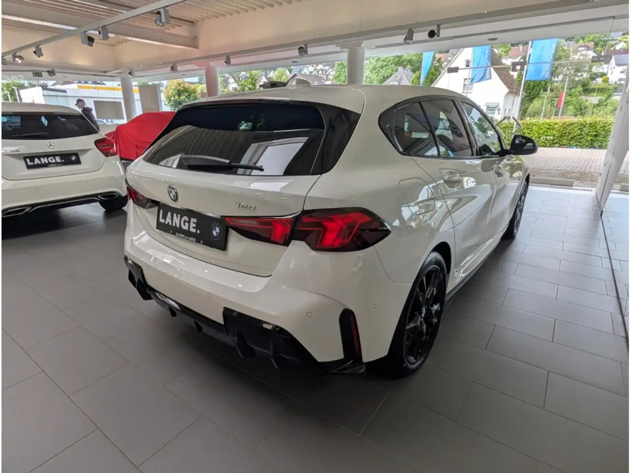 BMW 120 M Sport Steptronic H/K+Memory+Headup+360°KAM. — Galerie du véhicule 7