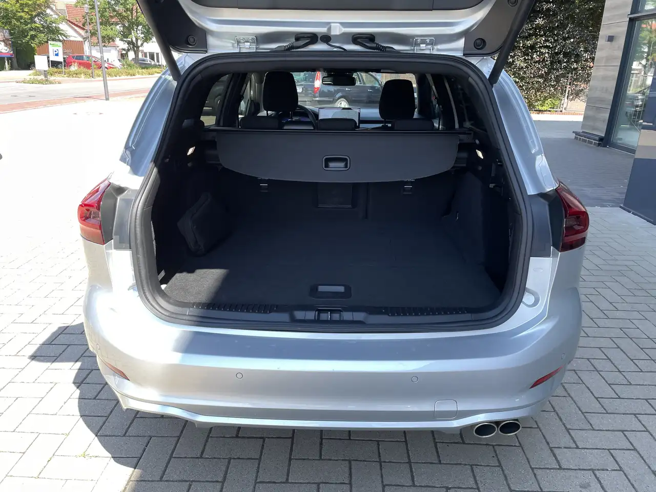 Ford Focus ST-Line X*AppLink*ACC*Kamera*E-Klappe*AHK — معرض صور السيارة 10