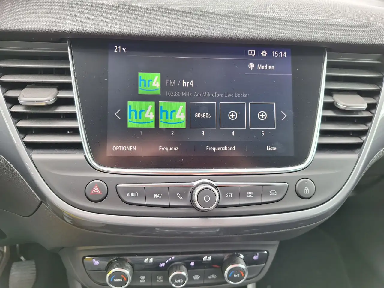 Opel Crossland 1.2 Turbo Elegance Paket inkl. Big Deal — معرض صور السيارة 14