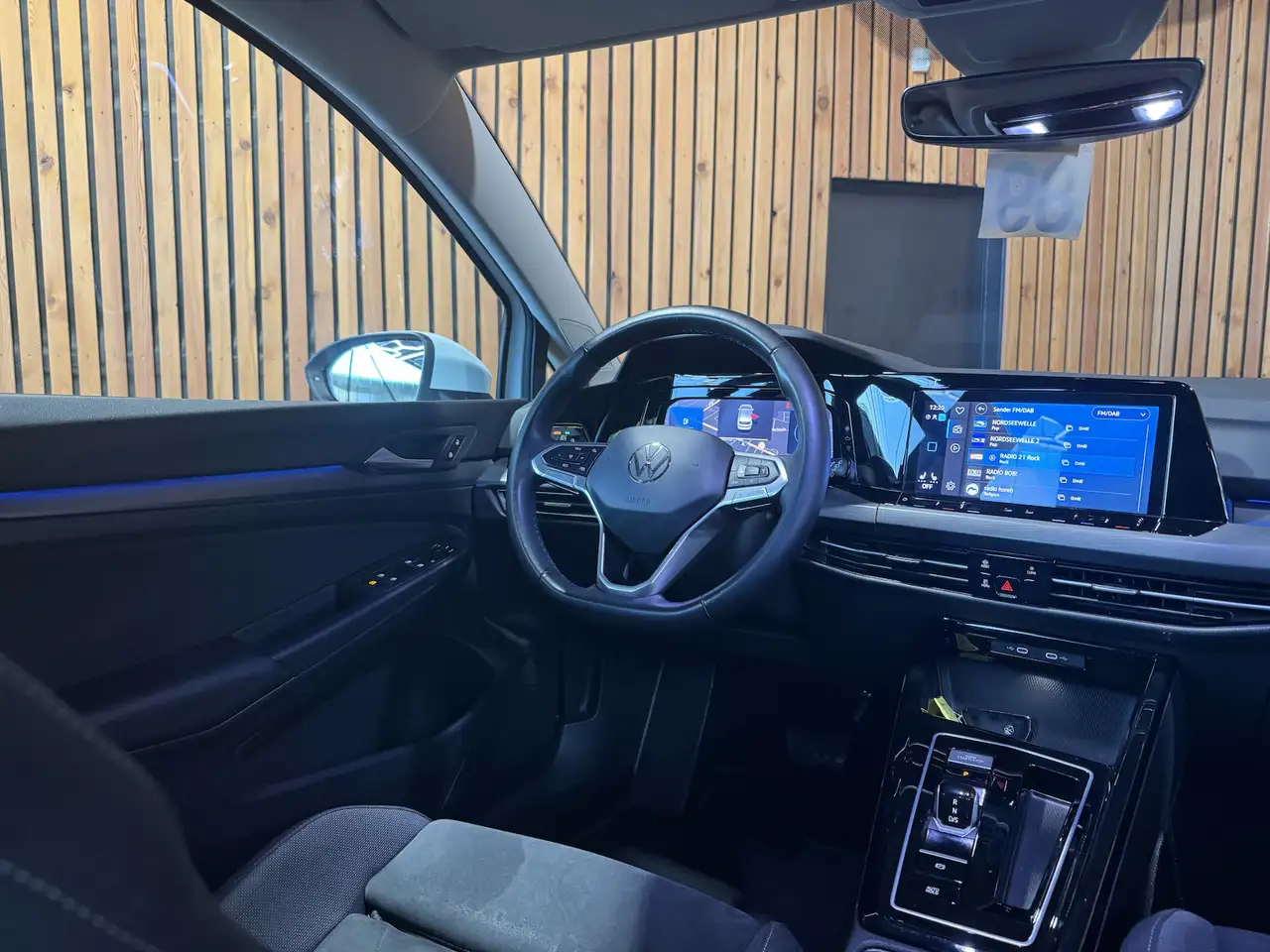 Volkswagen Golf 2,0 TSI Style DSG *Navi*Kam*el.Sitz*LED*ACC — Galerie du véhicule 18