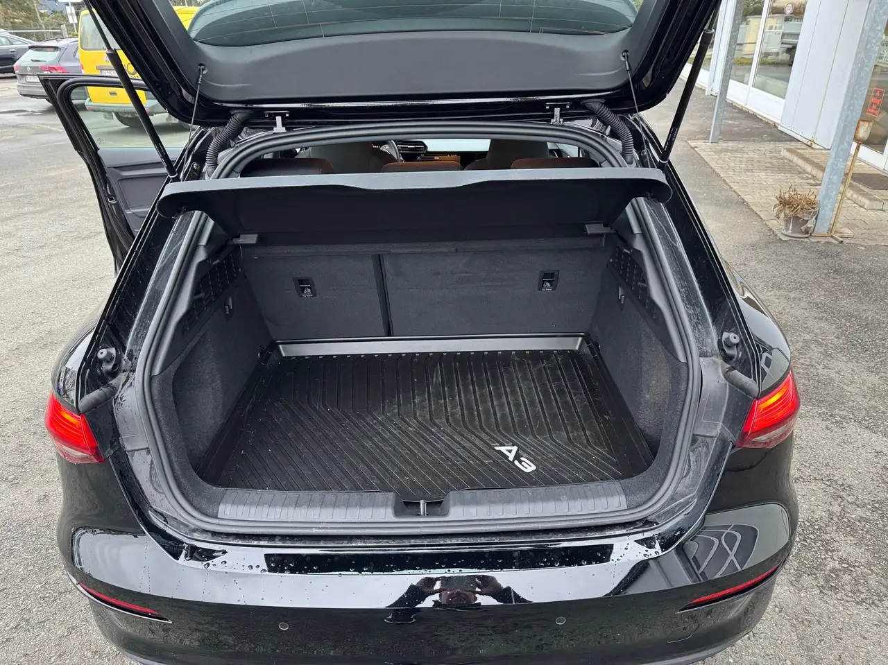 Audi A3 35 TFSI basis — Vehicle gallery 9