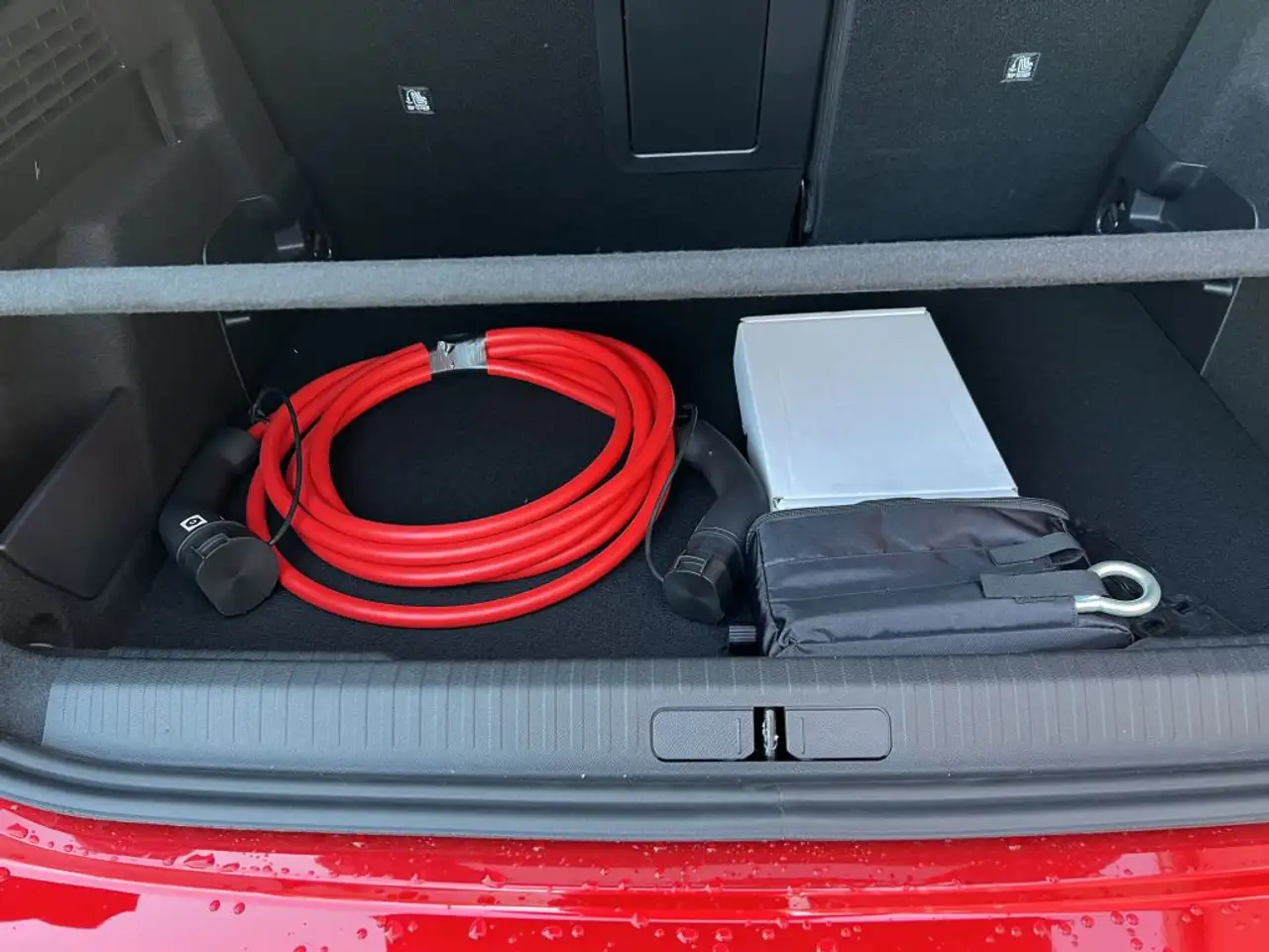 Citroen E-C4 Electric e-C4 Elektro 136 Shine + Kälte-P., Schiebedach ! — Vehicle gallery 14