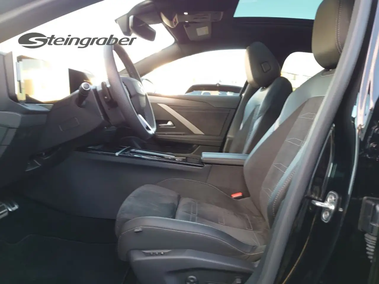Opel Astra Sports Tourer 1.2 Turbo Automatik Ultimate — Galería del vehículo 10