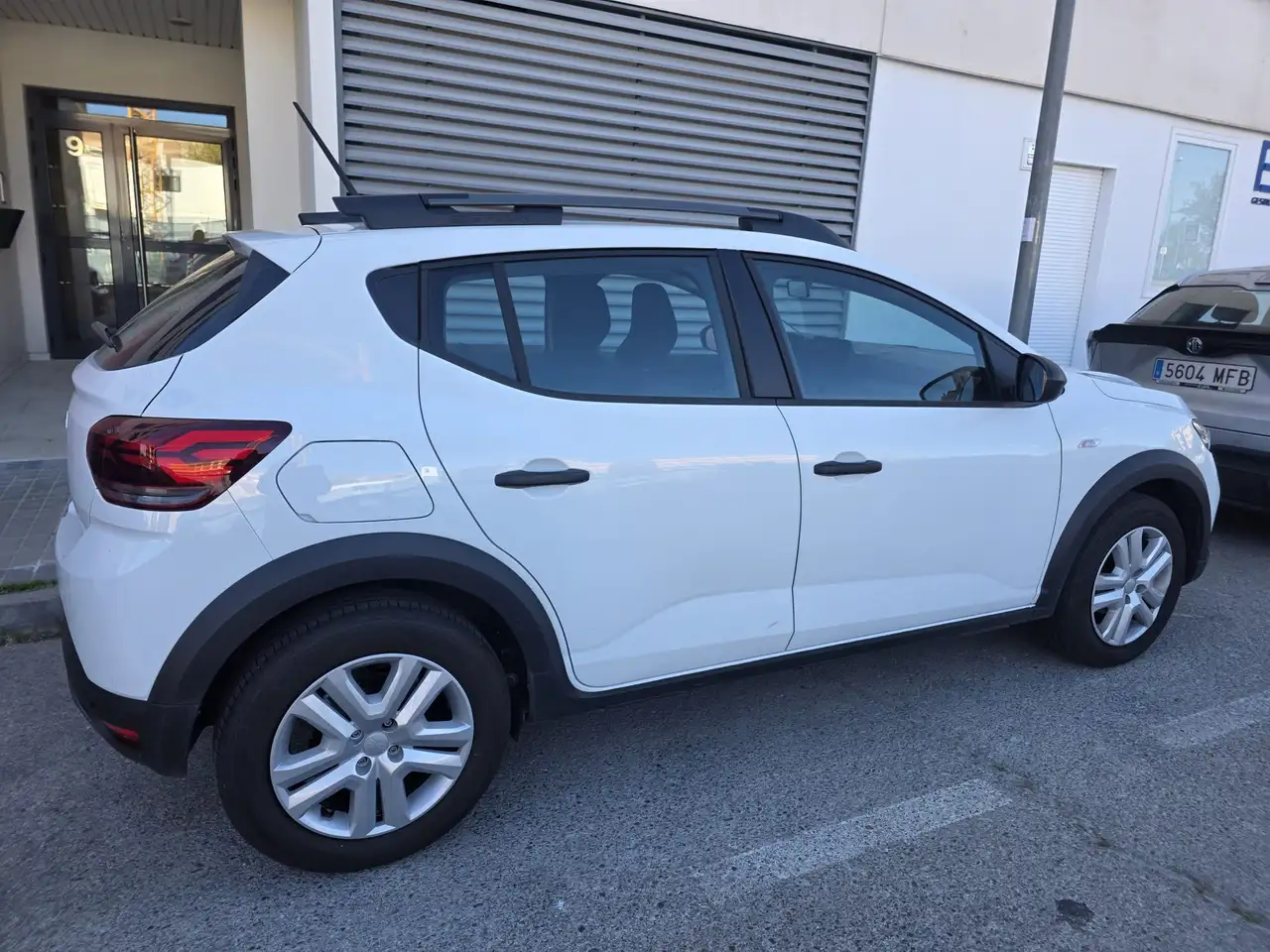 Dacia Sandero Sandero ECO-G Essential 74kW Essential — Valdemoro, Madrid