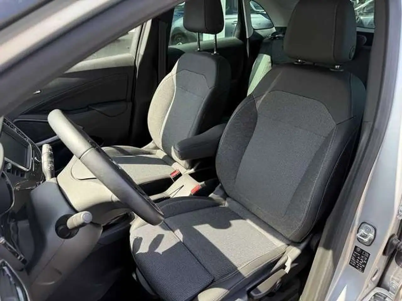 Opel Crossland 1.2 Automatik Elegance*AHK*Alu* — معرض صور السيارة 4