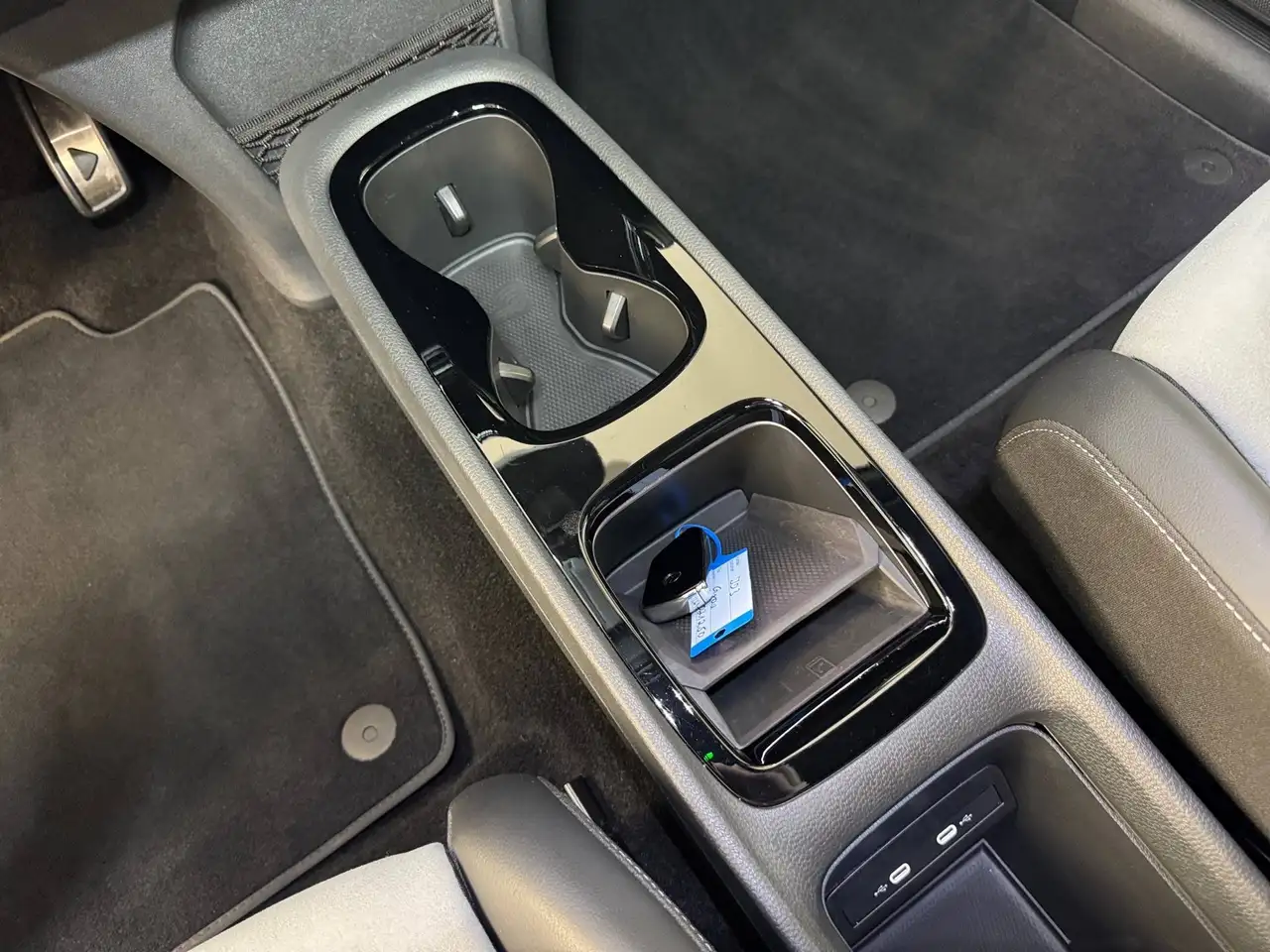 Volkswagen ID.3 Pro 150 kW Move - Navi, el.Sitze, SoH 96,1% — معرض صور السيارة 22