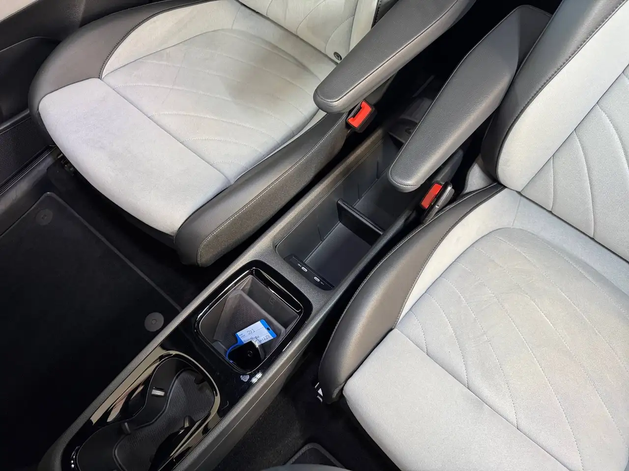 Volkswagen ID.3 Pro 150 kW Move - Navi, el.Sitze, SoH 96,1% — معرض صور السيارة 24